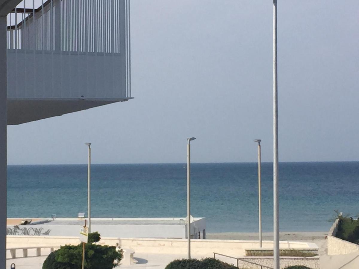 Casa Sul Mare - Wifi Free - Parcheggio Privato Apartment San Foca Bagian luar foto